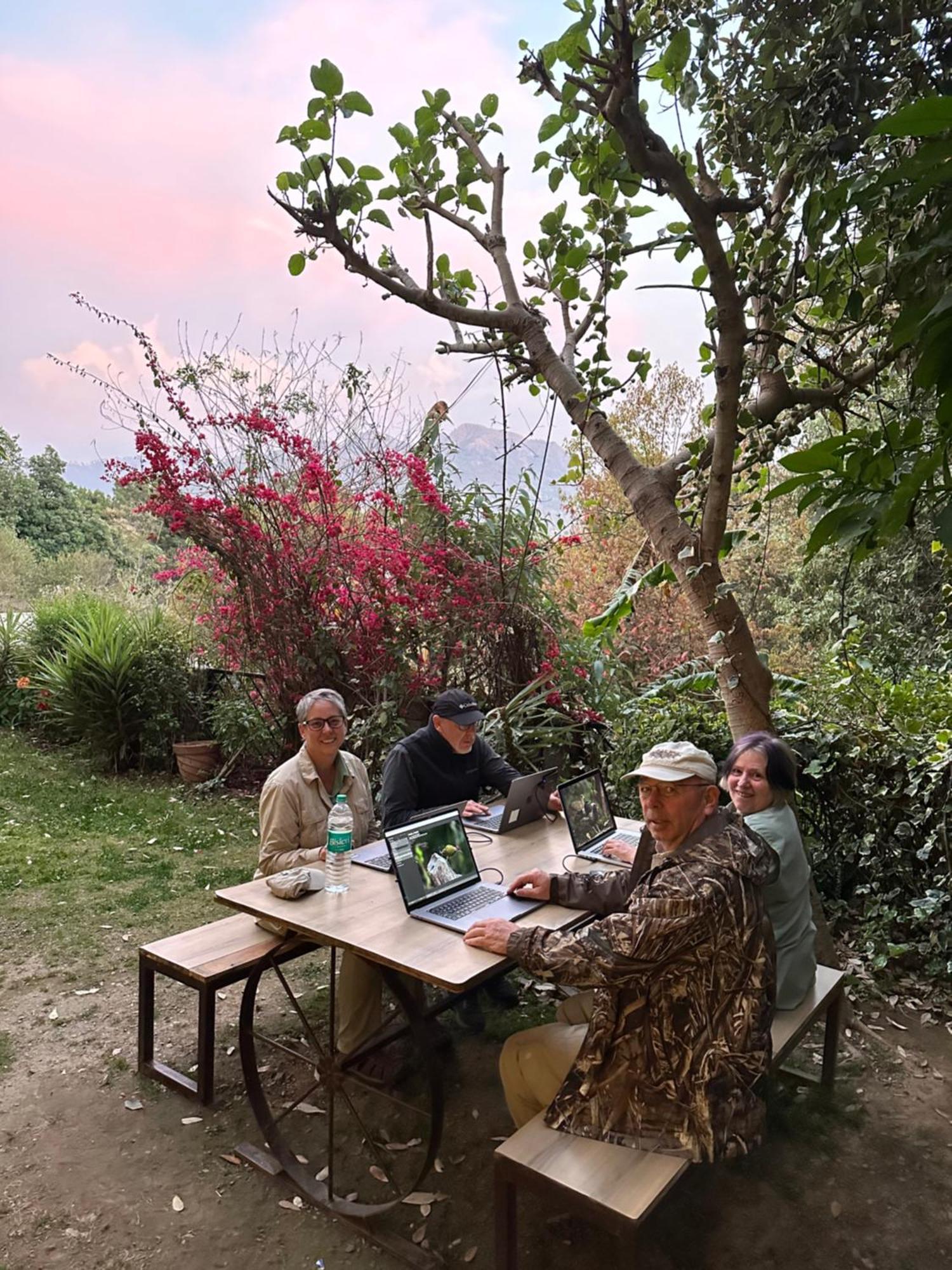 Incredible Birding Camp Apartment Bhimtal Bagian luar foto