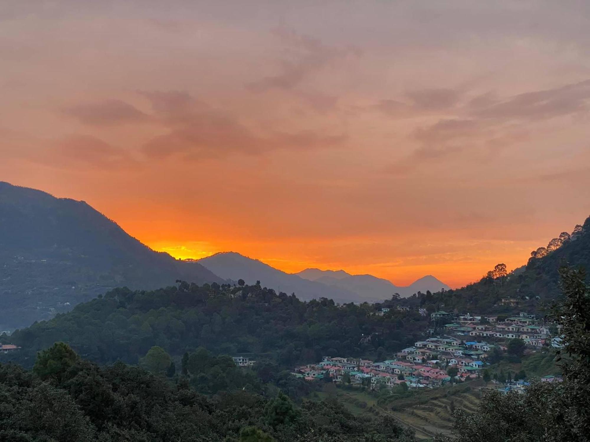 Incredible Birding Camp Apartment Bhimtal Bagian luar foto