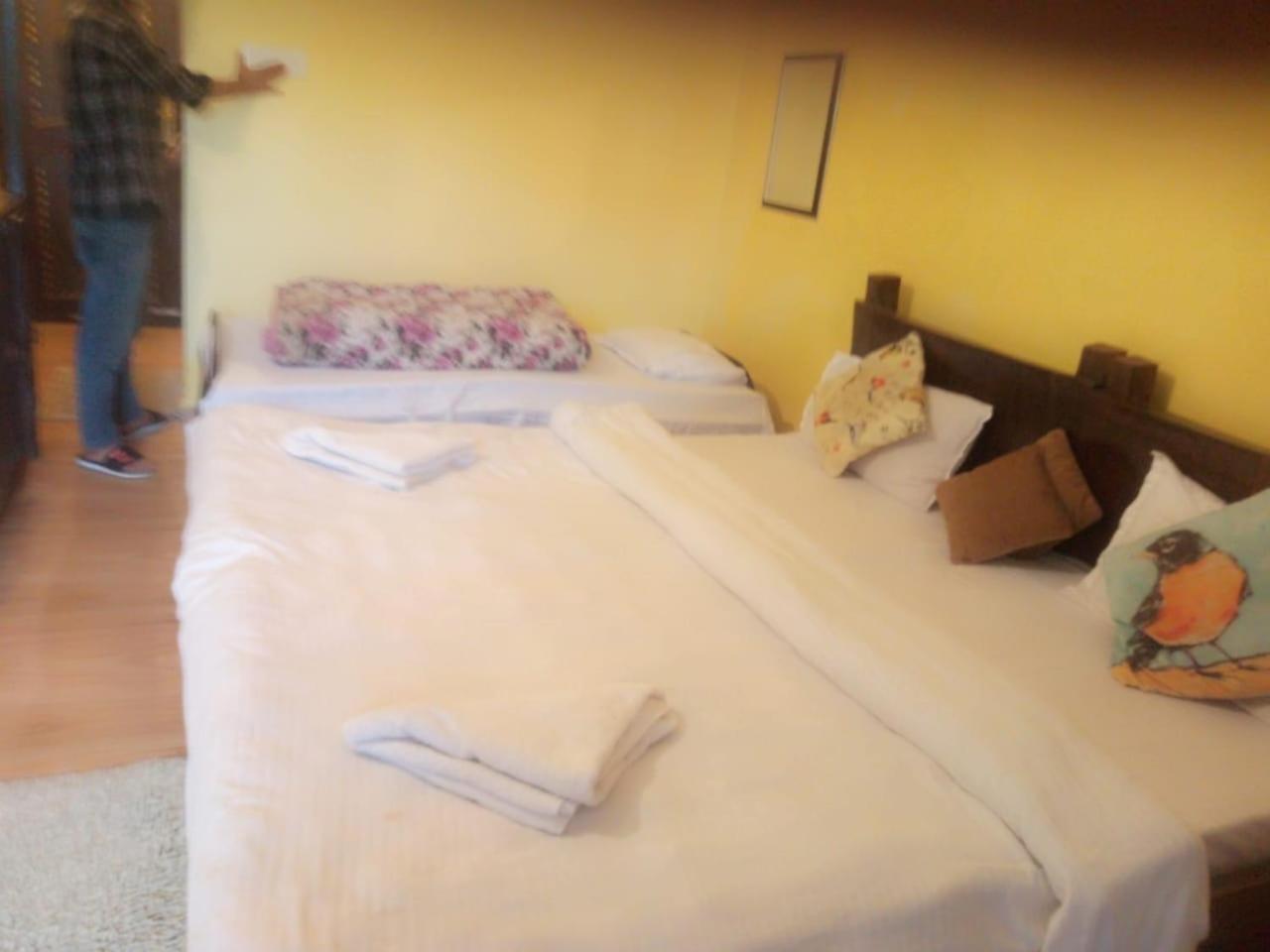 Incredible Birding Camp Apartment Bhimtal Bagian luar foto